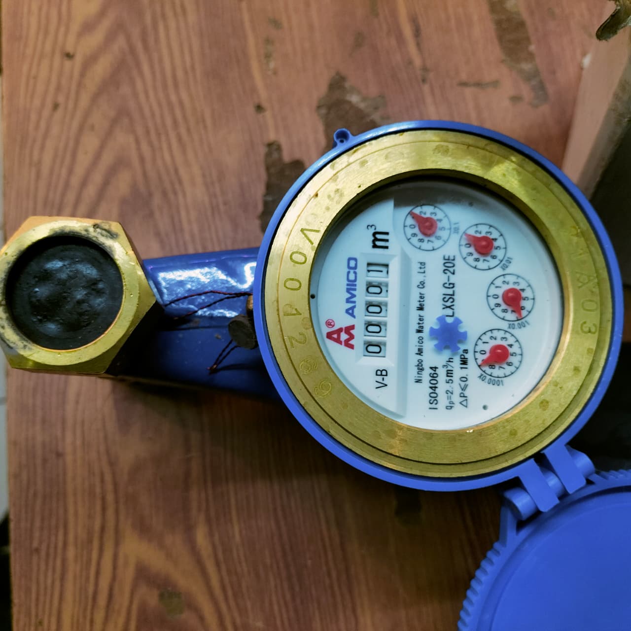 Water Meter Amico 3/4 Inch Vertikal Type LXSLG-20E - Gambar 3
